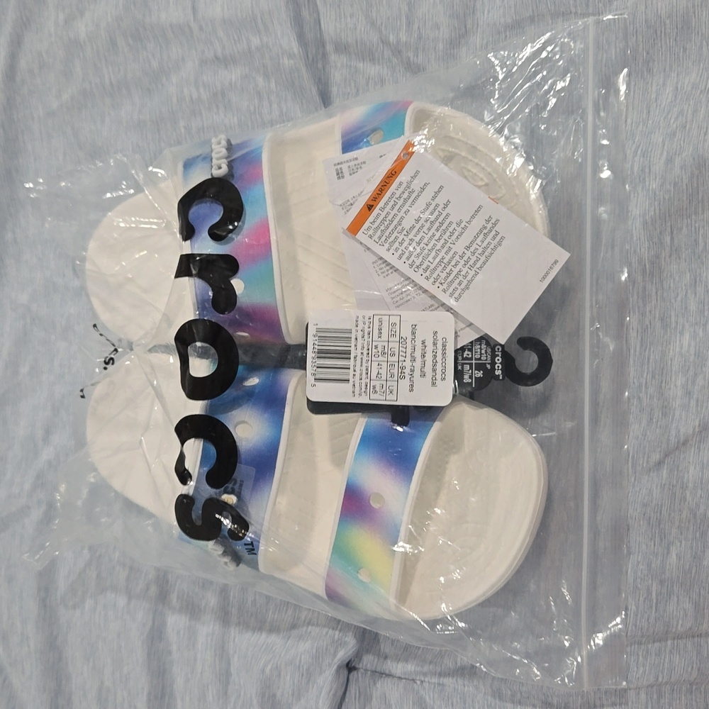 Crocs Unisex Classic Solarized Sandals - Picture 2 of 11
